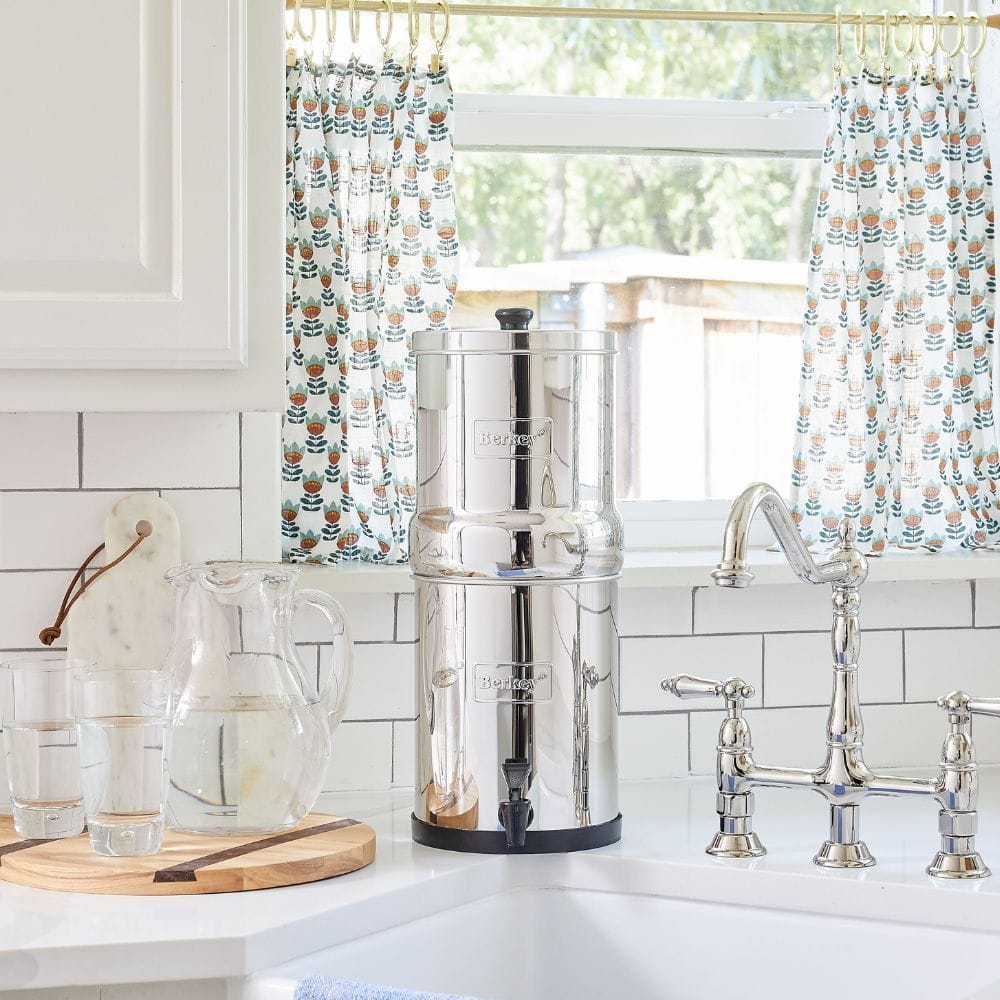 Travel Berkey® System 5.6L, includes 2 black berkeys + Free Membrane Solutions Filter Bottle